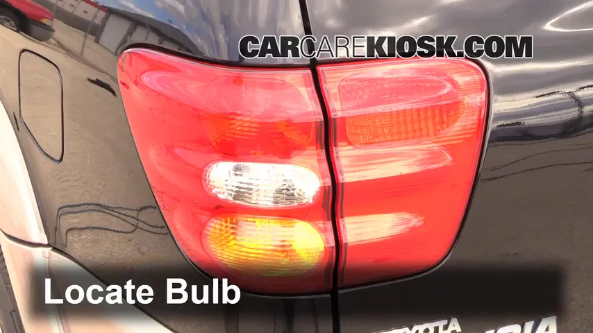 2002 Toyota Sequoia SR5 4.7L V8 Lights Turn Signal - Rear (replace bulb)